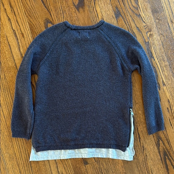 Zara Boys 12 Blue and Gray Sweater with Layered Hem and Raglan Sleeves - Picture 4 of 5